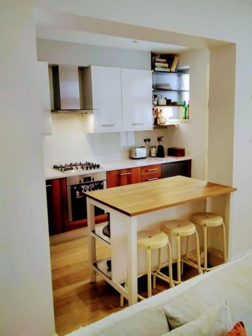 Superior 5* Kensington, London Flat + Free Wi-Fi Apartman Kültér fotó